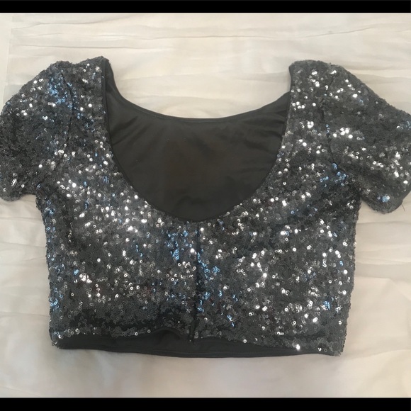 Forever 21 Sequin Crop Top - Picture 2 of 5